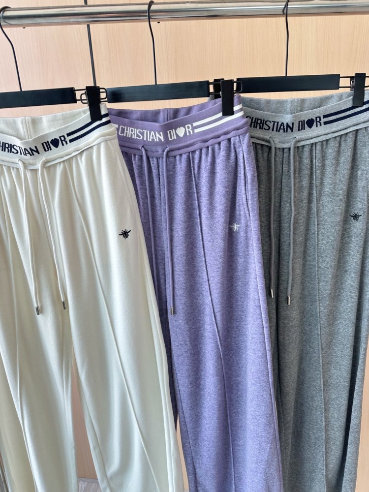 Костюм жіночий фото 7