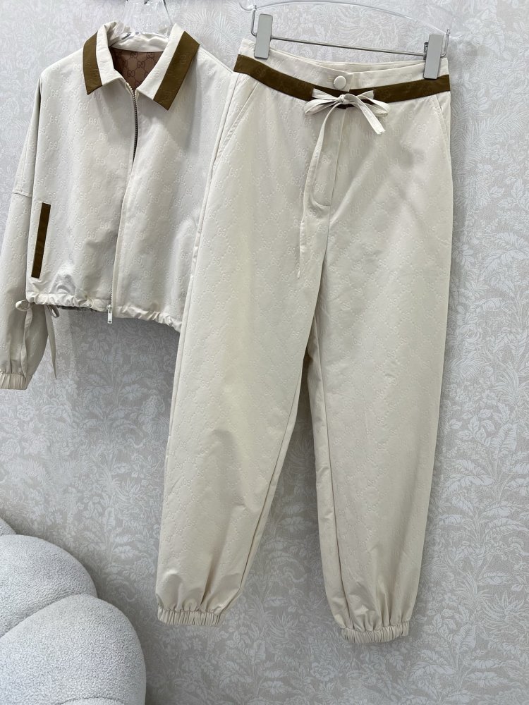 Костюм жіночий фото 7