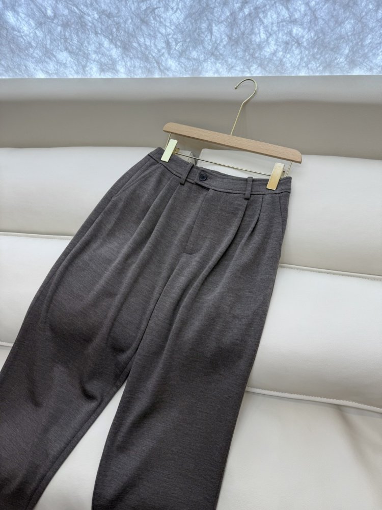 Костюм жіночий фото 7