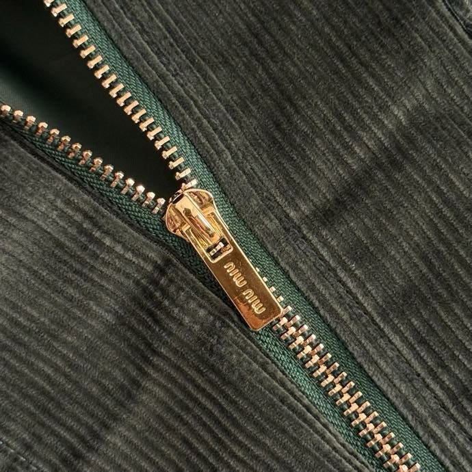 Костюм женский фото 7