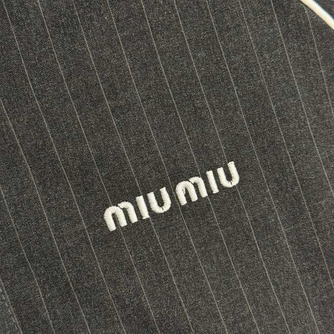 Костюм женский фото 7