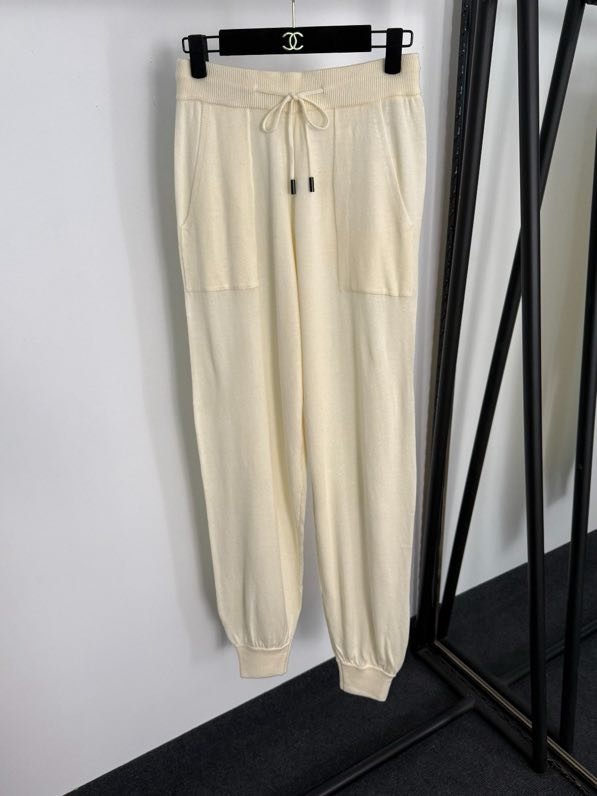 Костюм женский фото 7