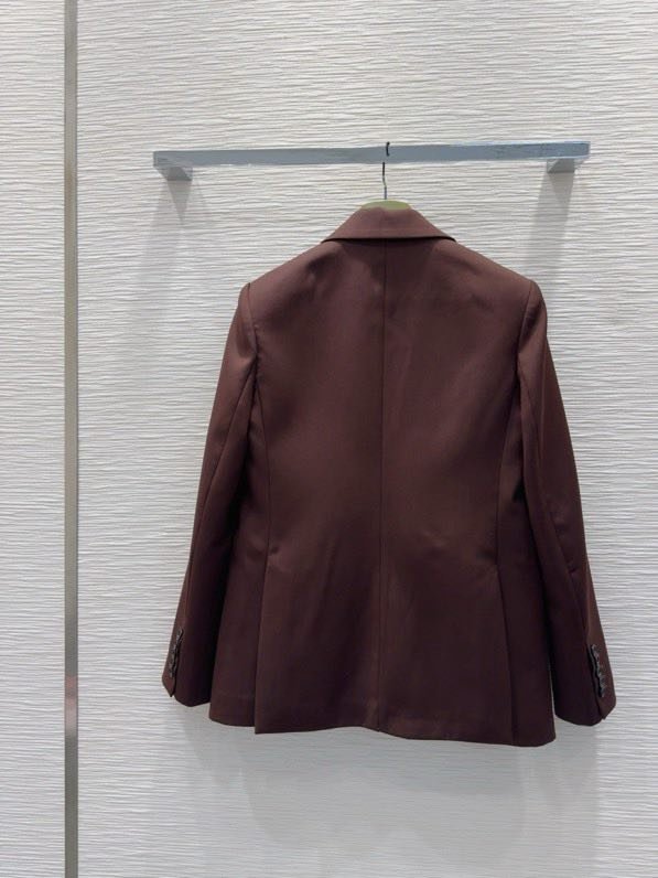 Костюм женский фото 7