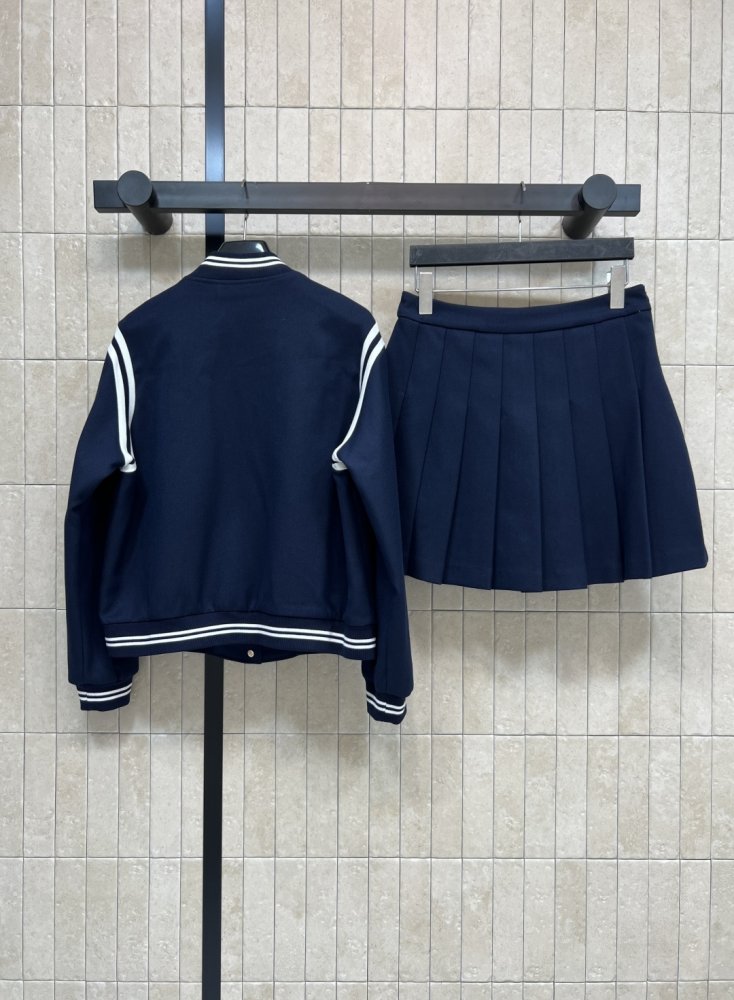 Костюм жіночий фото 7