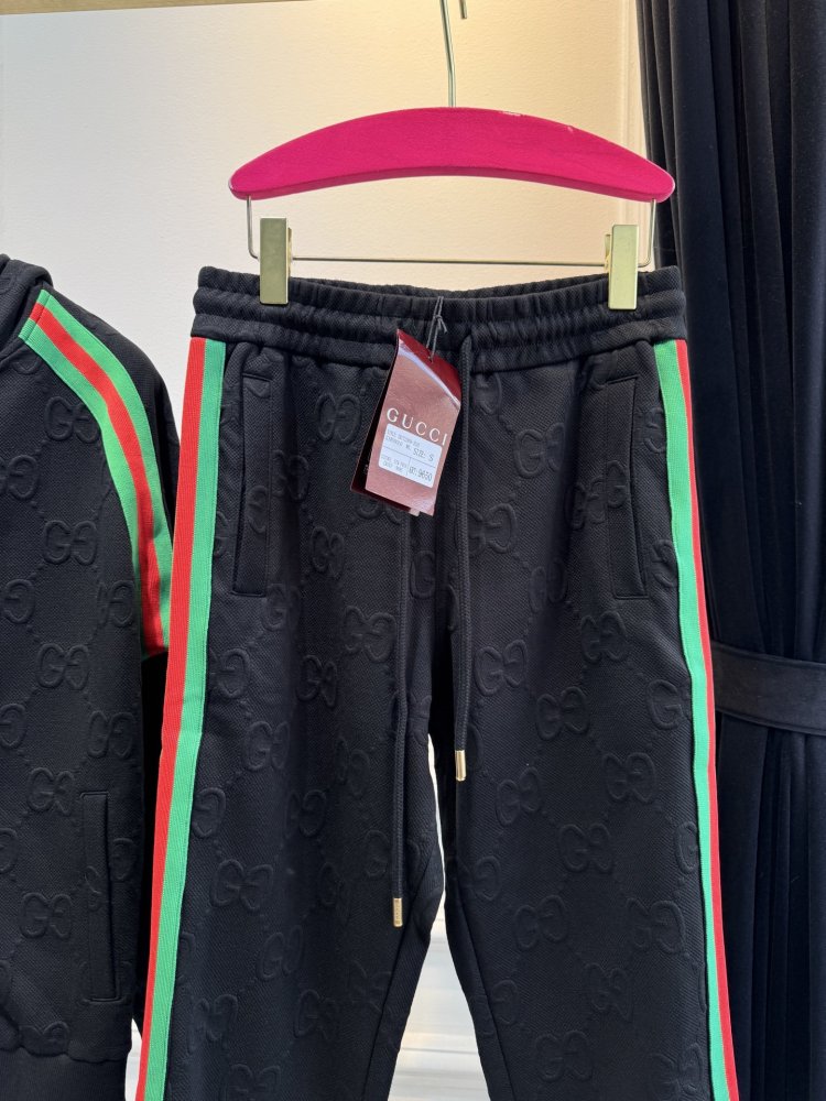 Костюм женский фото 7