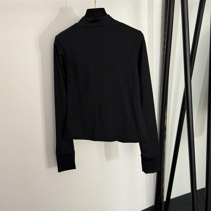 Костюм женский фото 7