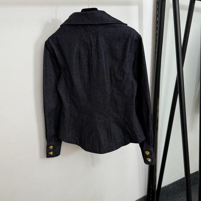 Костюм женский фото 7