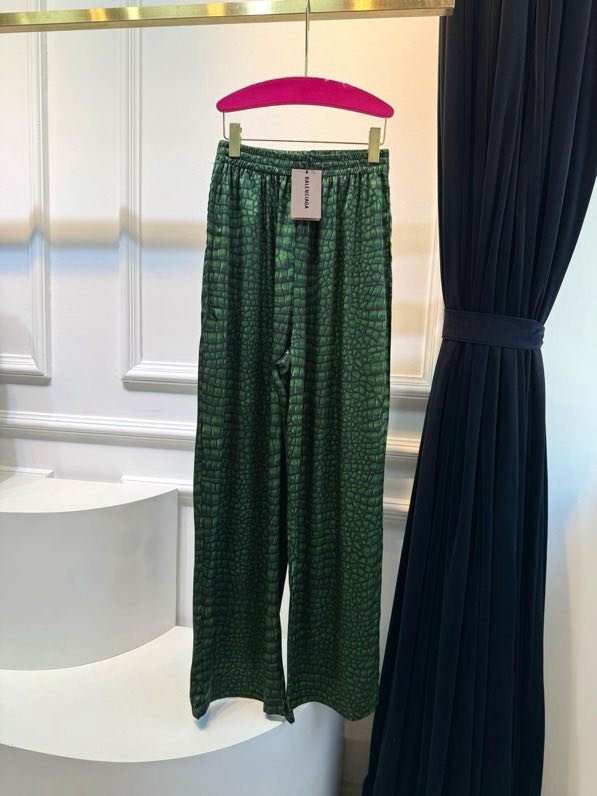 Костюм женский фото 7