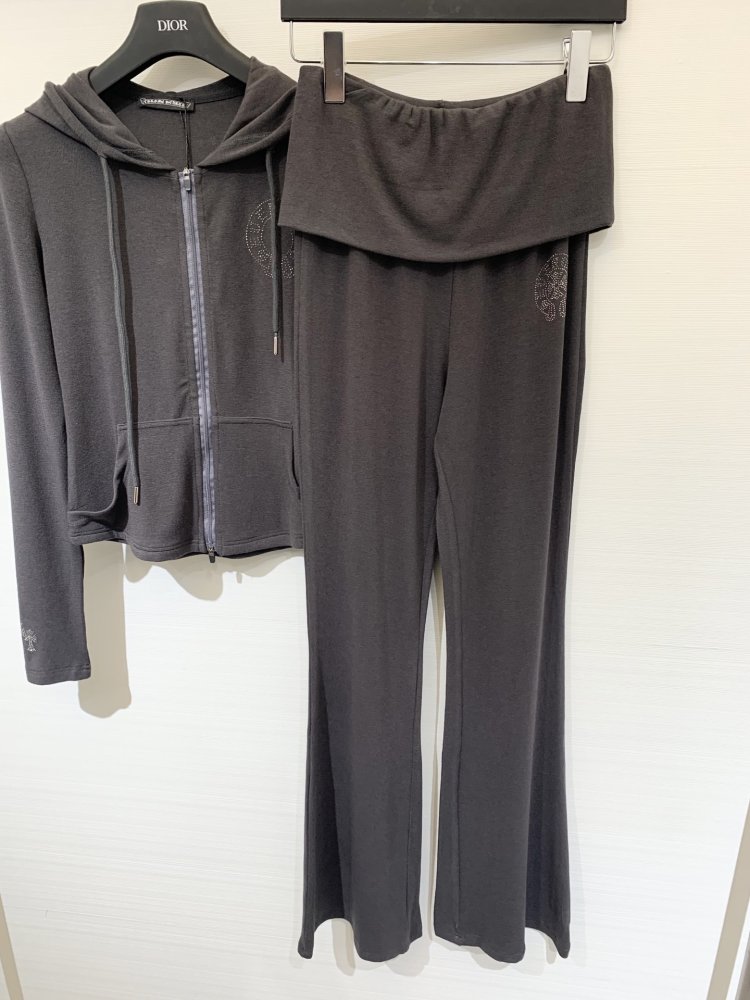 Костюм женский фото 7