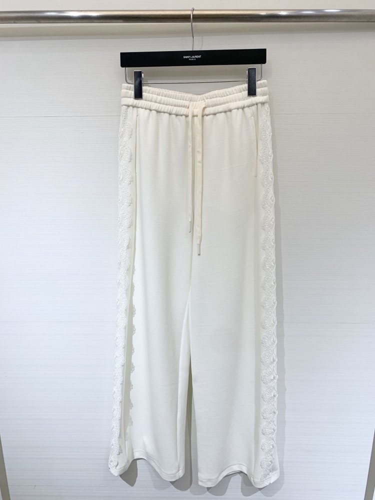 Костюм женский фото 7