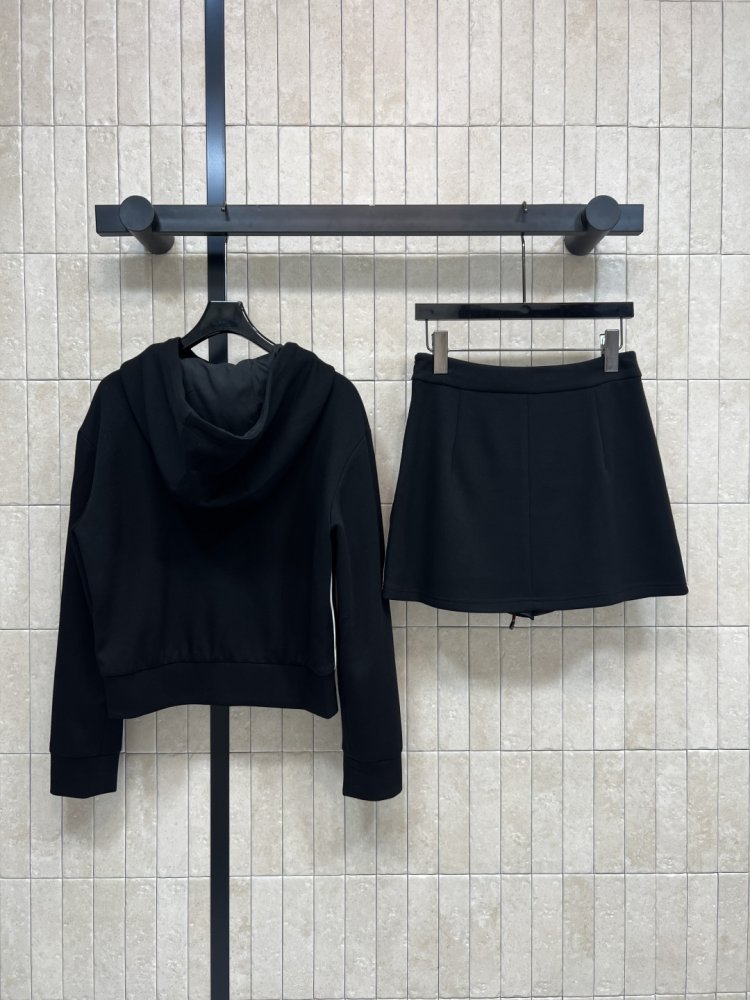 Костюм женский фото 7