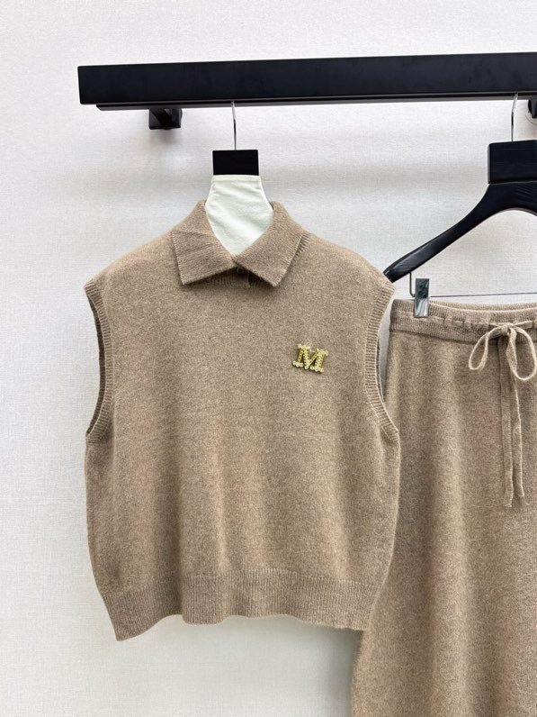 Costume female фото 7