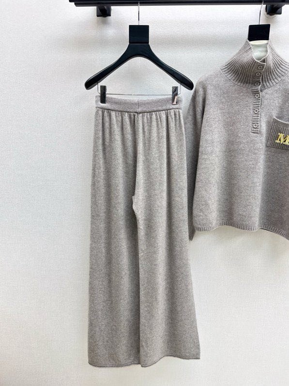 Costume female фото 7