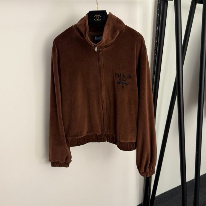 Костюм жіночий фото 7