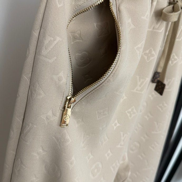 Костюм жіночий фото 7