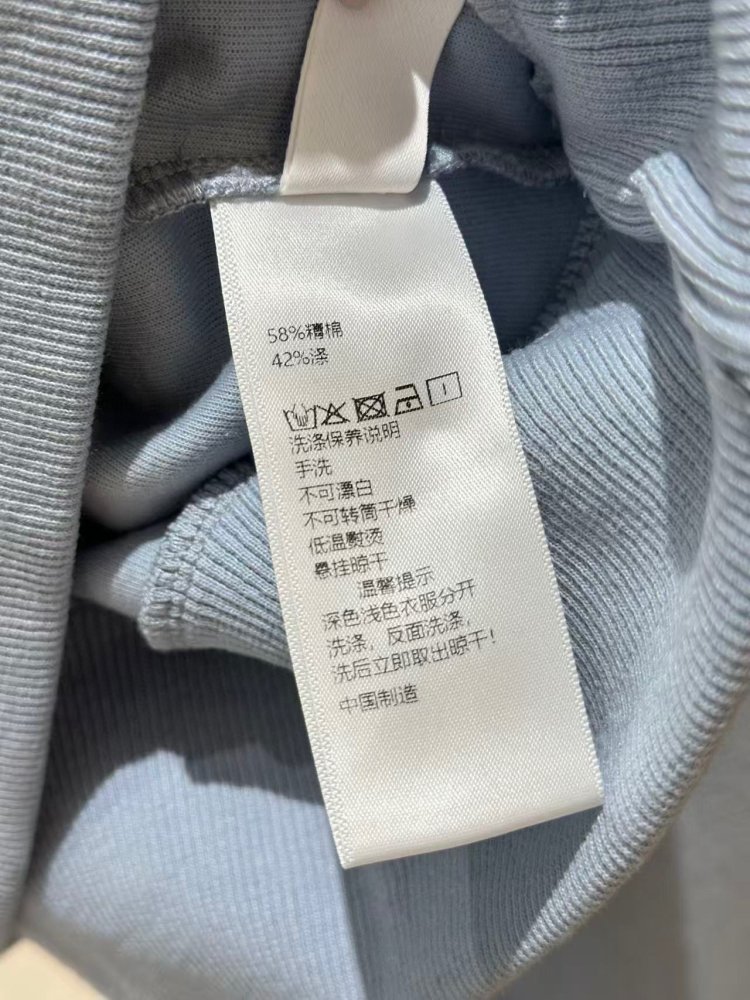 Костюм жіночий фото 7