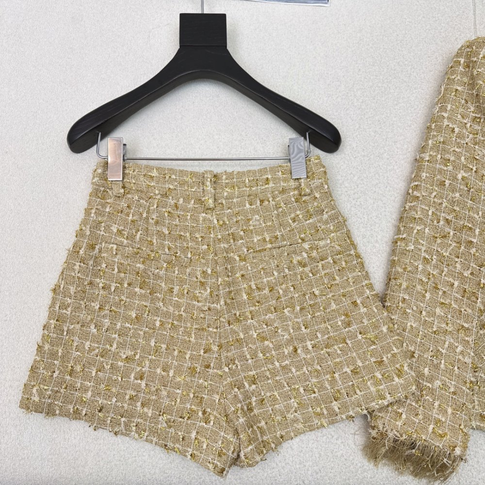 Costume female фото 7