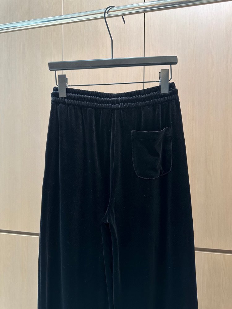 Костюм женский фото 7