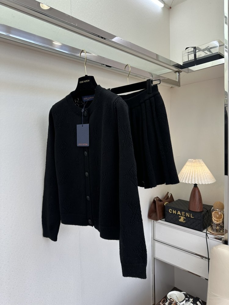 Costume female фото 7