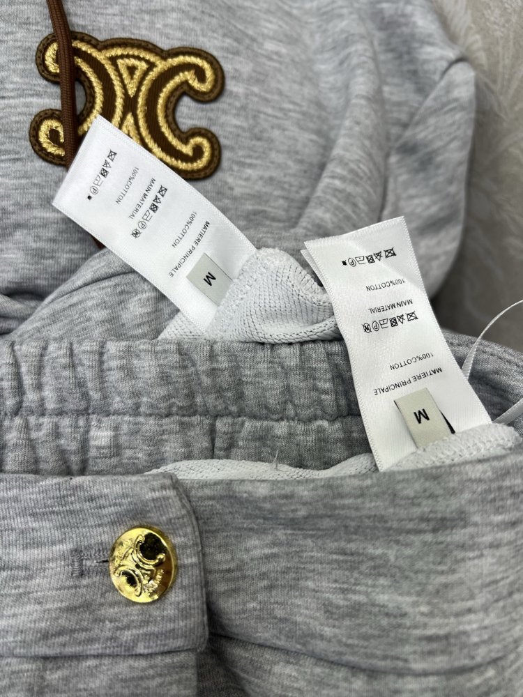 Костюм женский фото 7