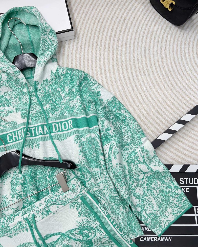 Костюм жіночий фото 7