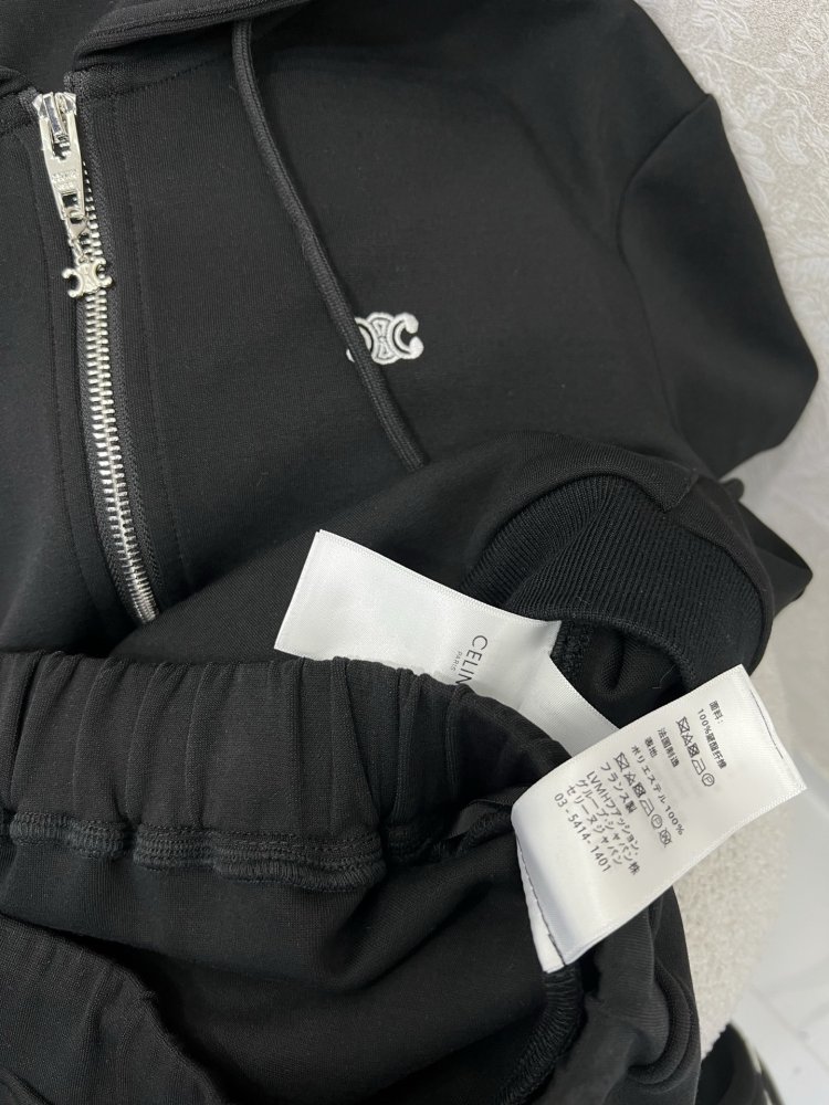 Костюм женский фото 7