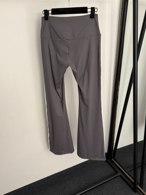 Костюм женский фото 7