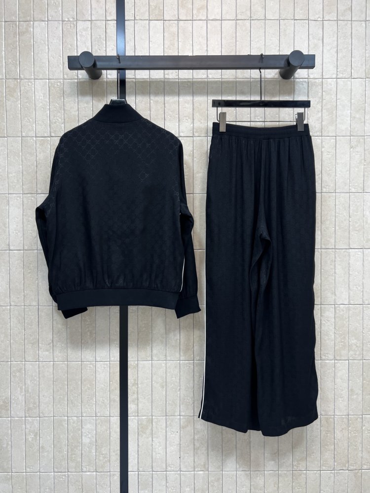 Костюм женский фото 7