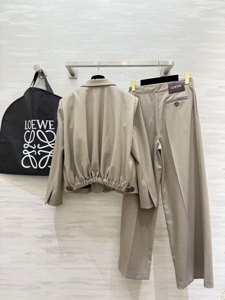 Костюм женский фото 7