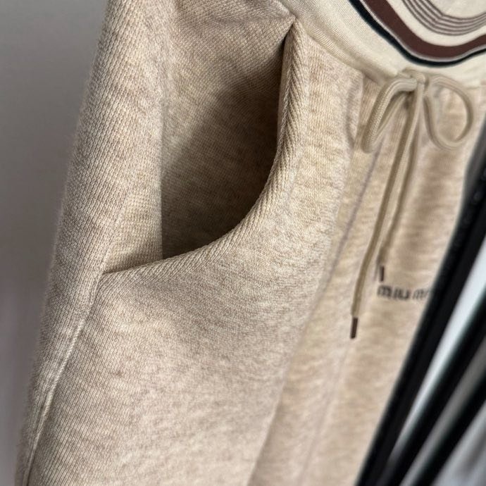 Костюм женский фото 7