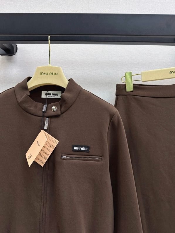 Костюм женский фото 7