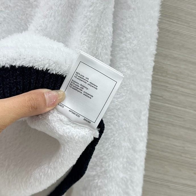 Костюм женский фото 7