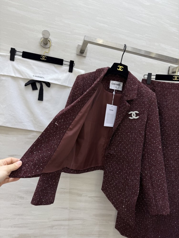 Costume female фото 7