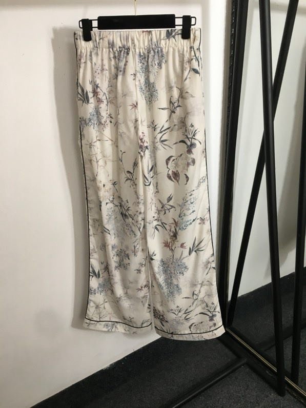 Костюм женский фото 8