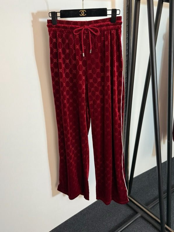 Костюм жіночий фото 8