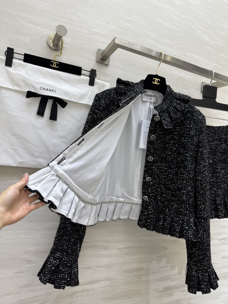 Костюм женский фото 8