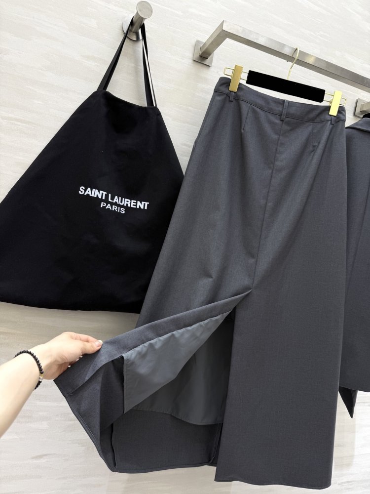 Костюм женский фото 8