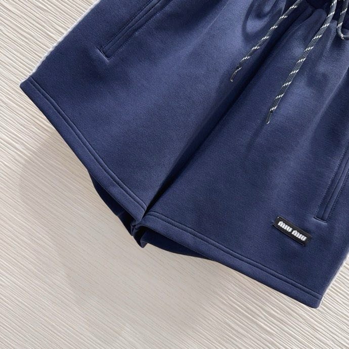 Костюм жіночий фото 8