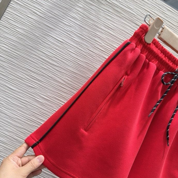 Костюм жіночий фото 8