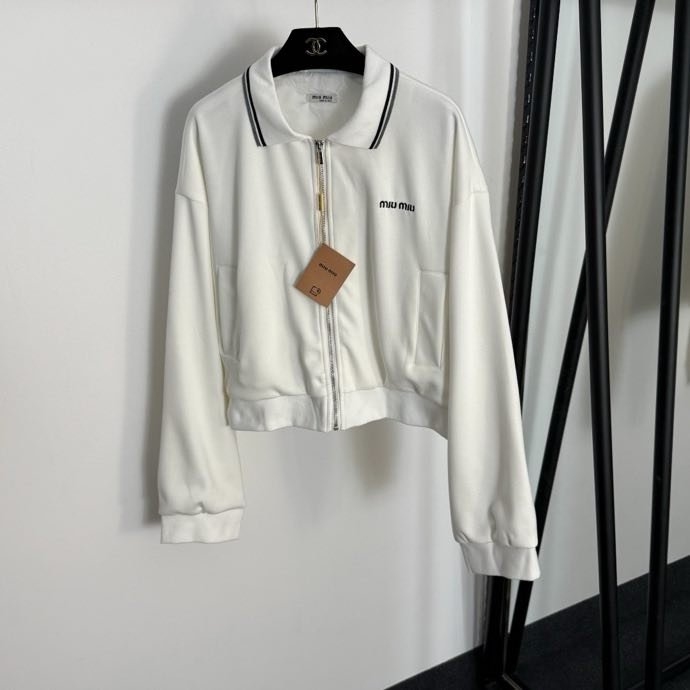 Costume female фото 8