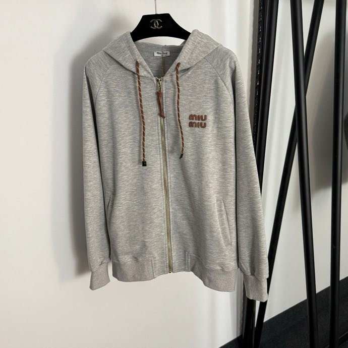 Костюм жіночий фото 8