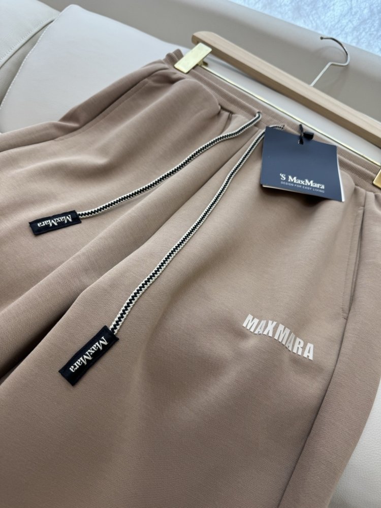 Costume female фото 8