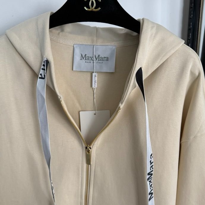 Костюм женский фото 8