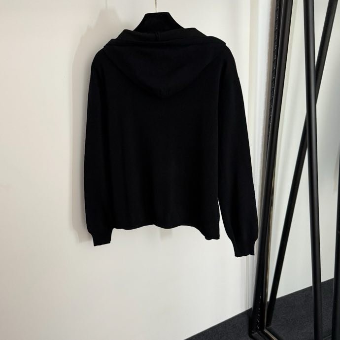 Костюм женский фото 8