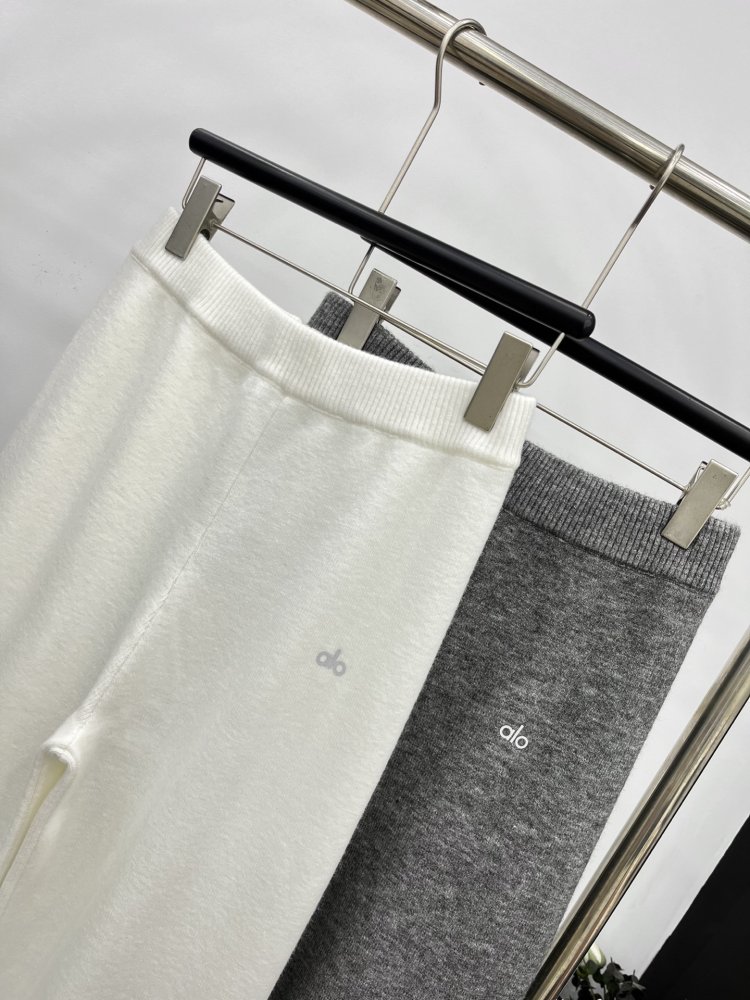 Костюм жіночий фото 8