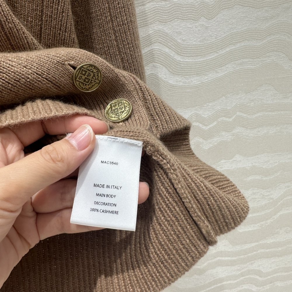 Костюм женский фото 8