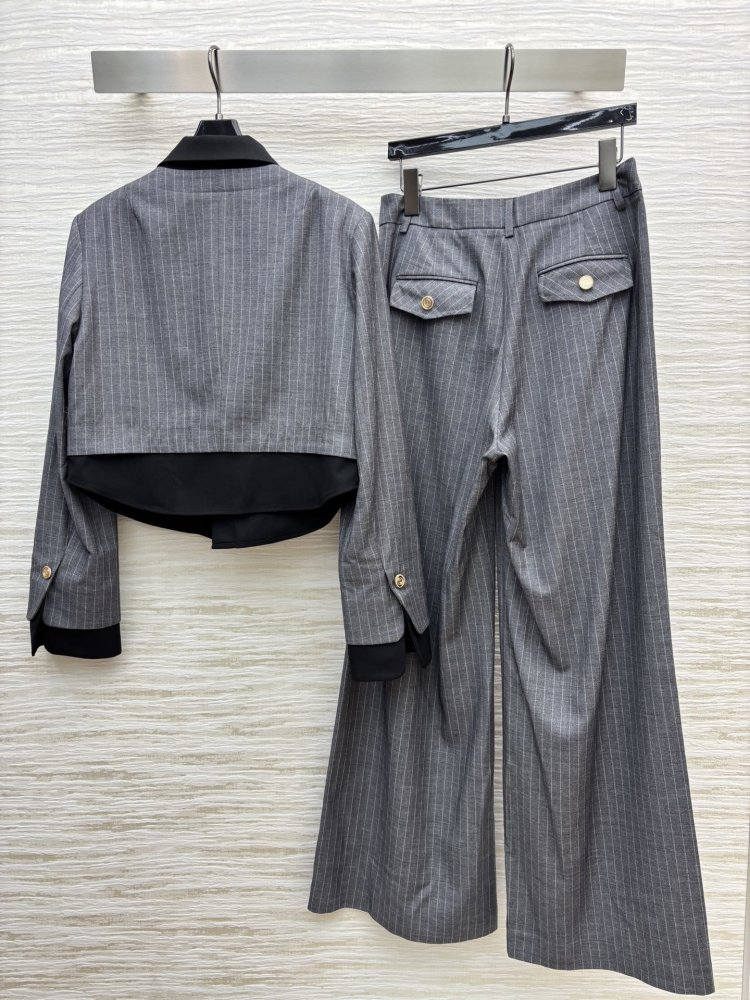 Костюм жіночий фото 8