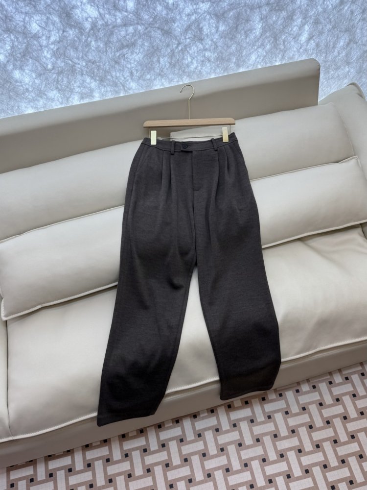 Костюм жіночий фото 8