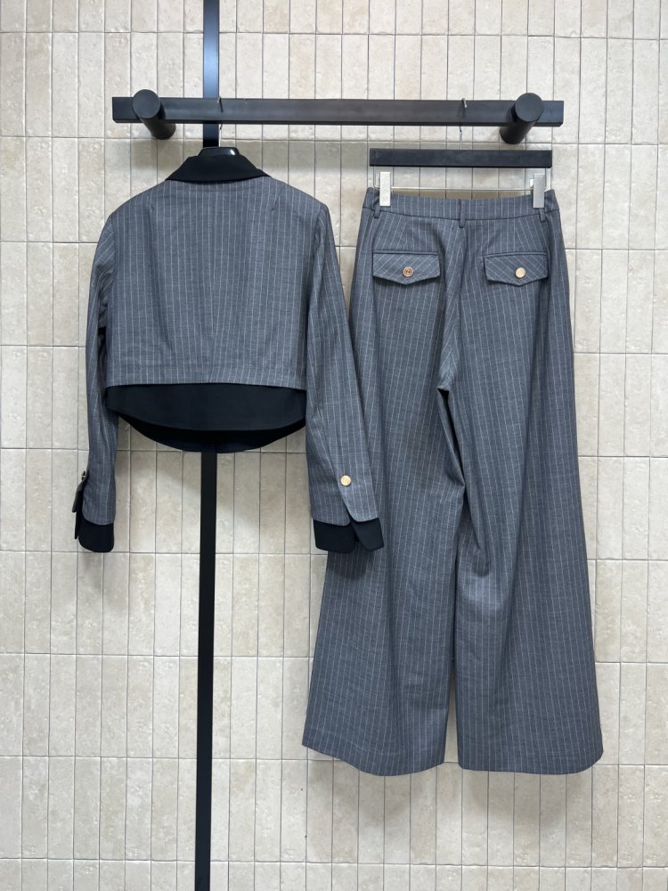 Костюм жіночий фото 8