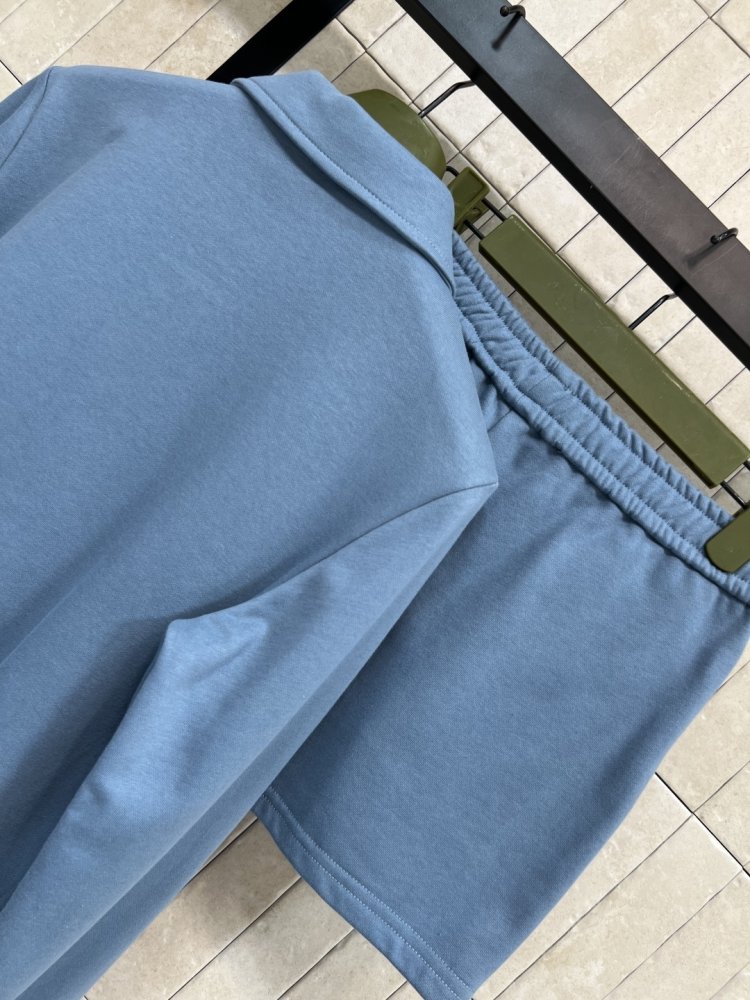 Костюм жіночий фото 8